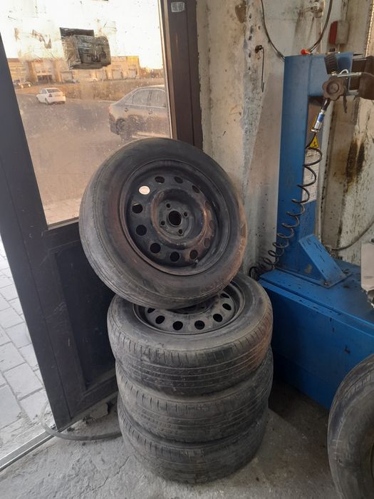 Шины комплект 4 штук размер 185/65/R15