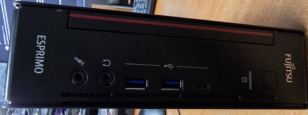 Mini Pc Fujitsu Esprimo model Q958 I5 gen9 16 giga 480ssd