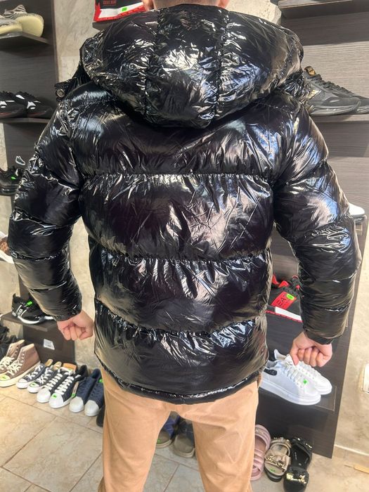 Geaca puffer Disquared2 lucioasa.