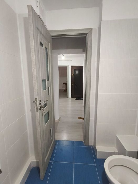 Apartament 2 camere decomandat zona Milcov