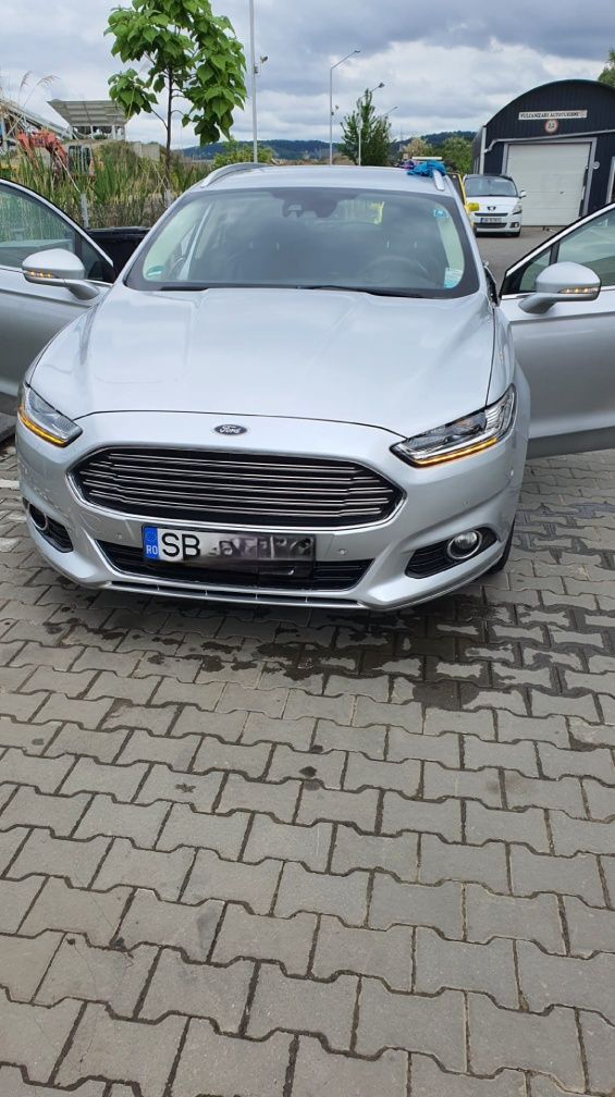 Ford mondeo MK5 2015