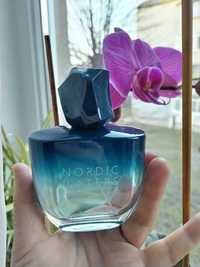 Apa de parfum pt EL Nordic Waters, 75ml, consumat un sfert.
