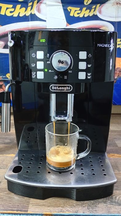 Expresor cafea DeLonghi Magnifica S, Philips (modele diferite).