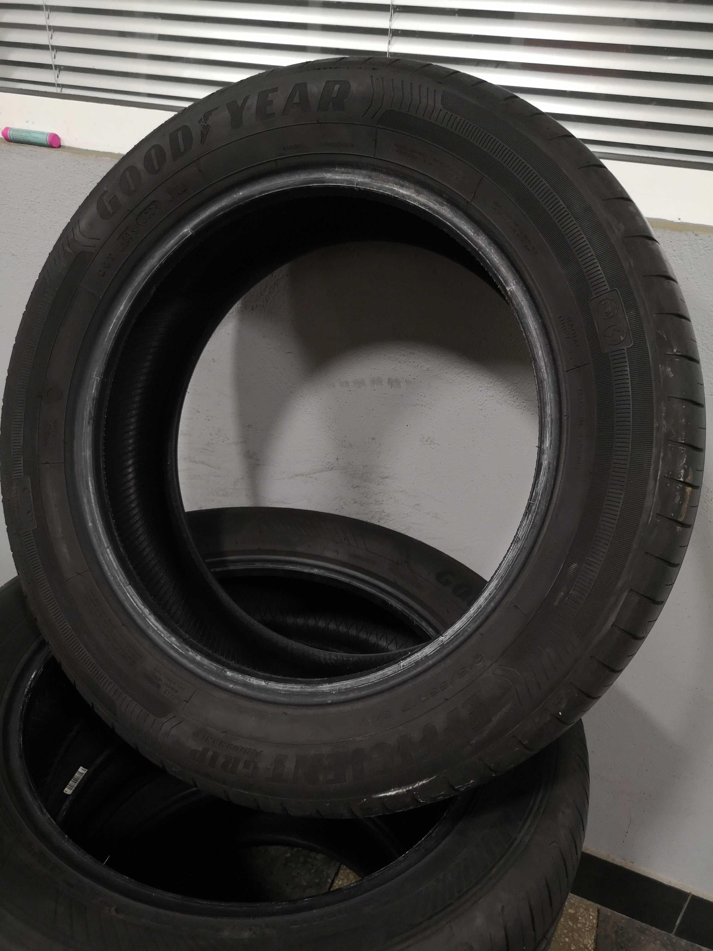 4бр 215/55/17 GOODYEAR 7мм грайфер дот:21г безплатен монтаж+++