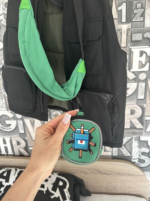 Нови Zara грейка и бананка (6,7 години)