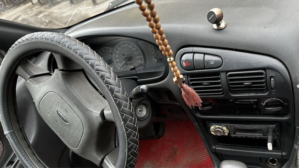 Продам митсубиси кольт