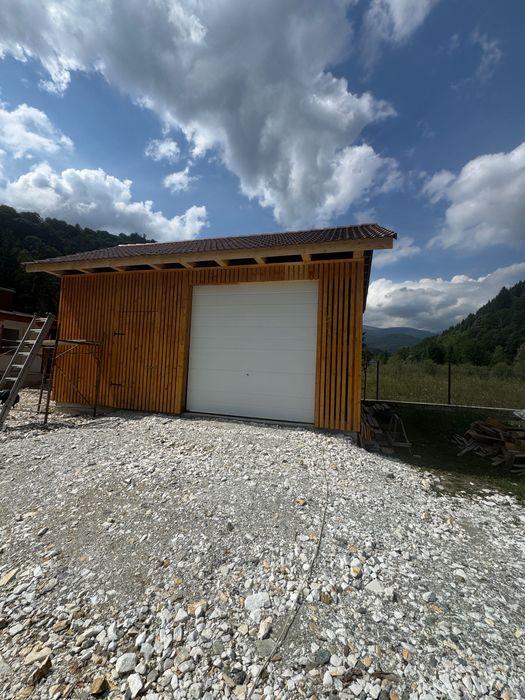 Usa garaj L3000 x H2000 nuc -NOU!