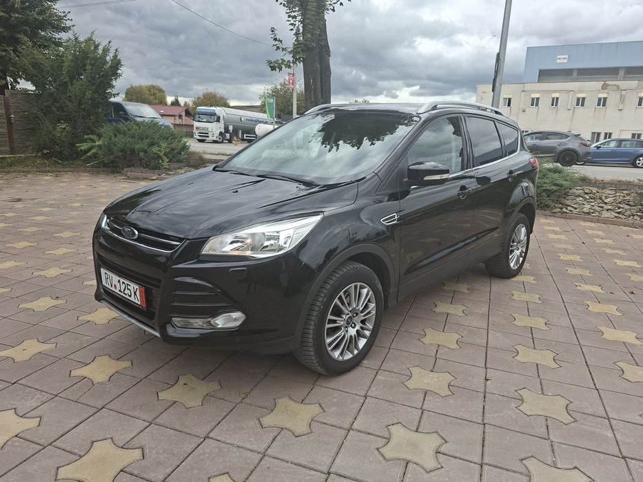 Ford  kuga Titanium  2015  4 x 4  2.0  Tdi  Adusa Recent Germania