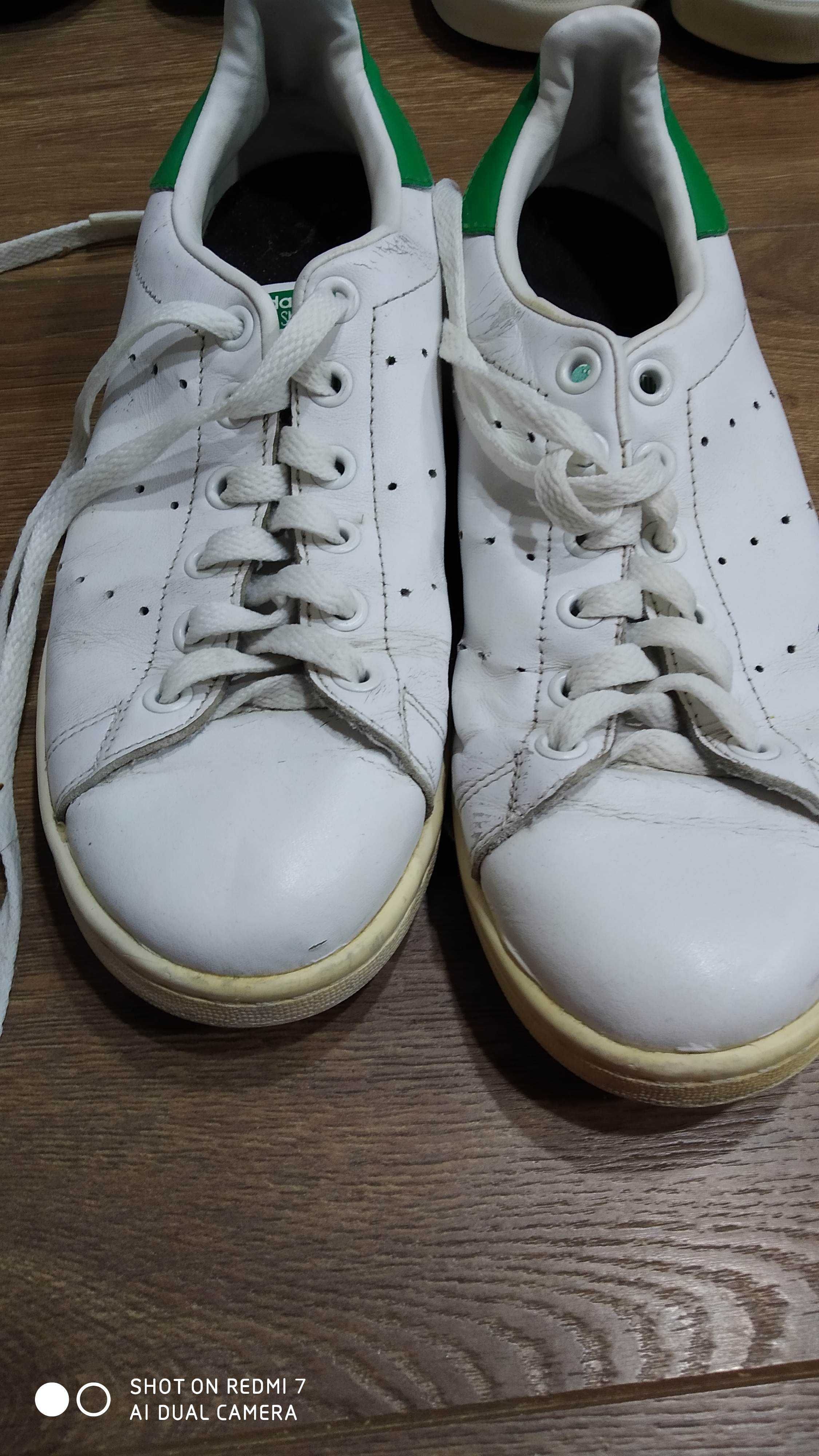 маратонки adidas
