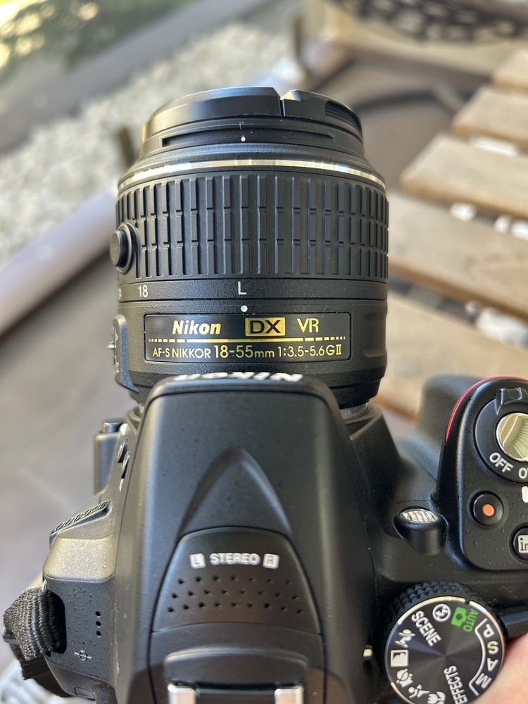 Camera foto/video Nikon D5300 performanta 18-55mm VR II DSLR