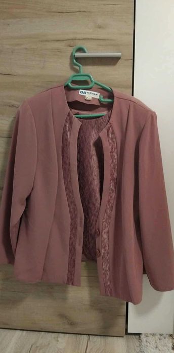 vand costum 3 piese femei