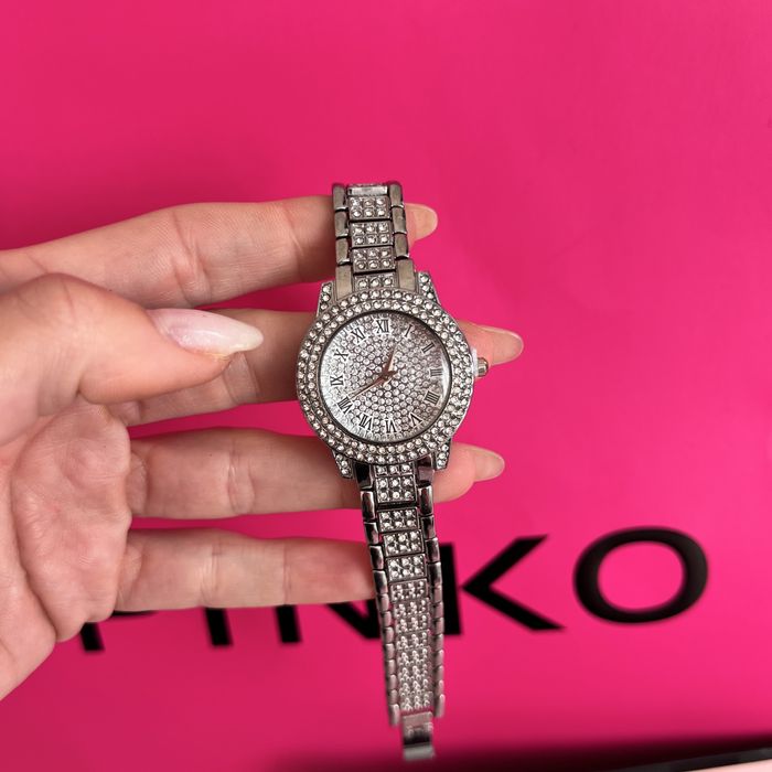 Нов часовник + гривни