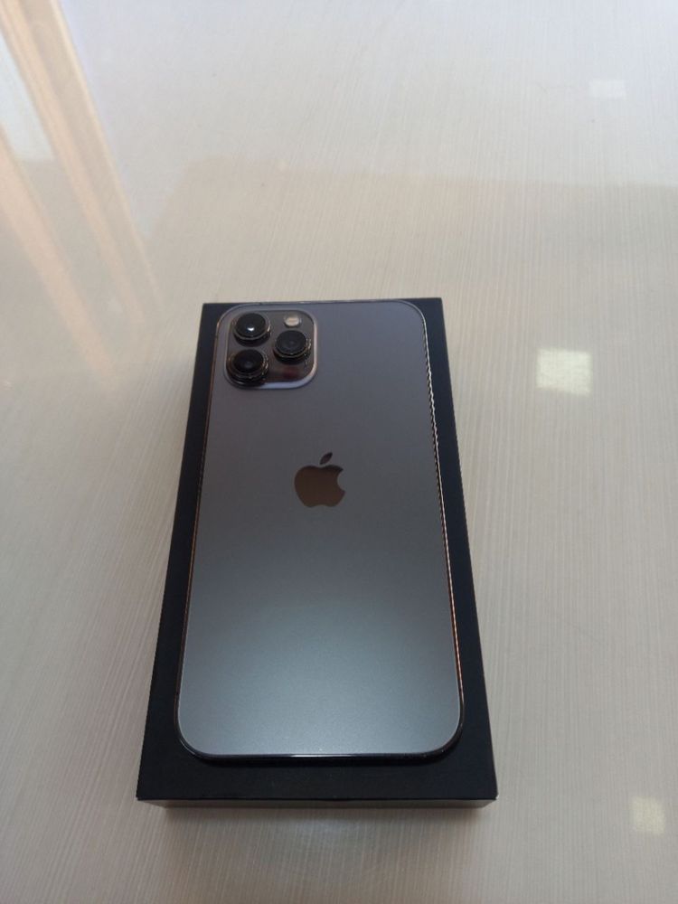 Iphone 12 pro max black