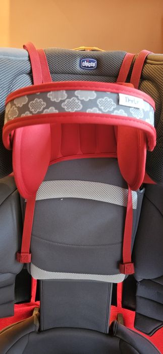 Scaun auto copii CHICCO reglabil pana la 12 ani
