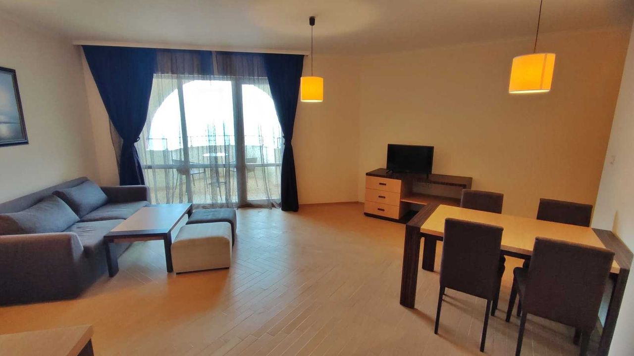 Продава се Двустаен апартамент в к.к. Слънчев бряг - 78 кв.м за 1052 €/кв.м - Снимка #2