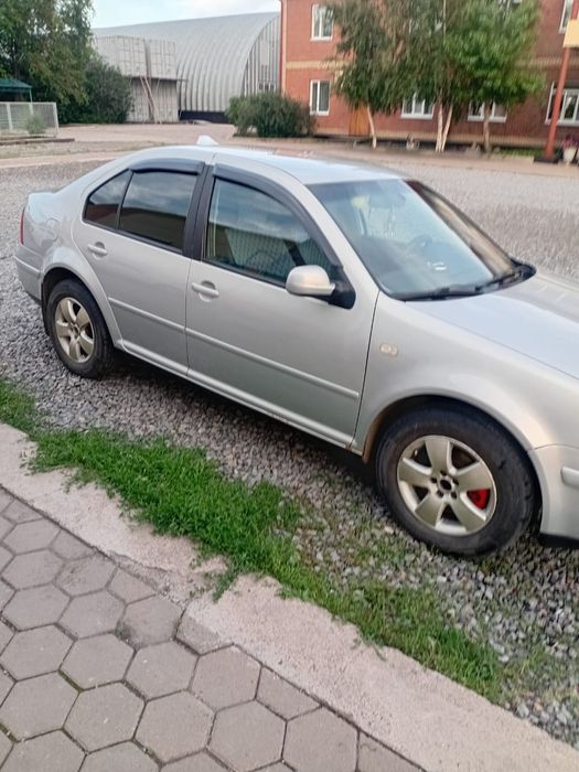 Продаю машину Фольксваген Бора