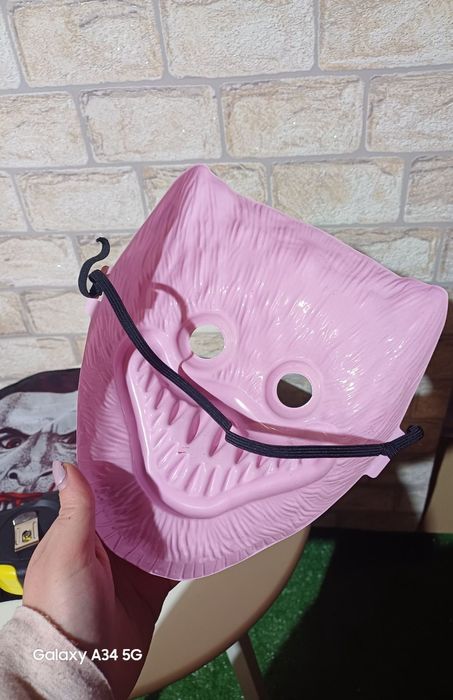 3 броя маски за карнавал