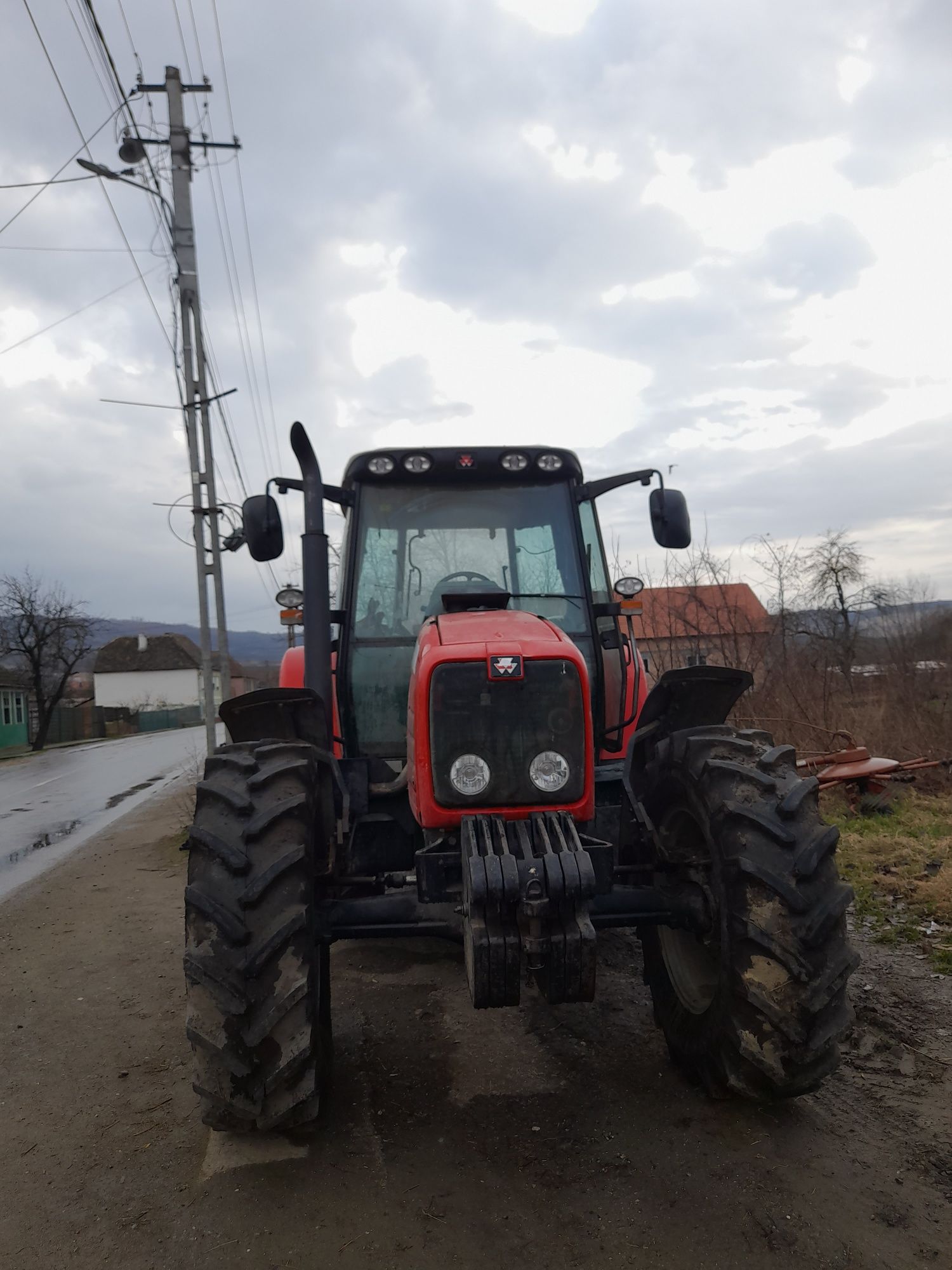 Tractor Massey Fergunson