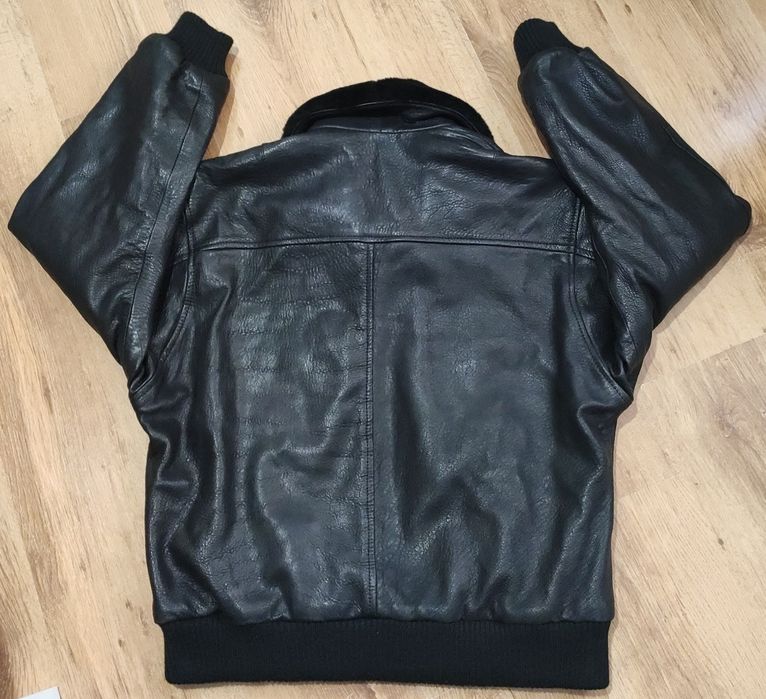 Geaca bomber din piele mărimea 52  L /XL