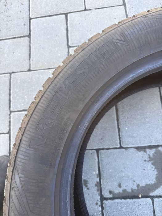 Anvelope de iarna 235/55 R19