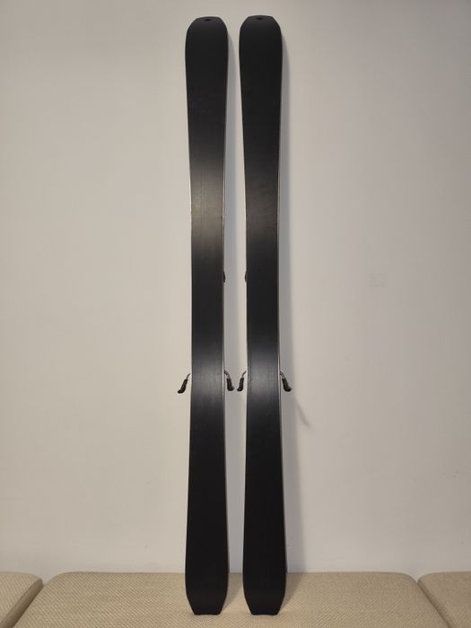 Ski / schi / schiuri de tura Volkl Rise 80