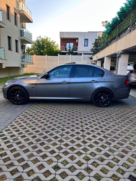 BMW seria 3 E90 Facelift / 320D / 2011 / 184 cai