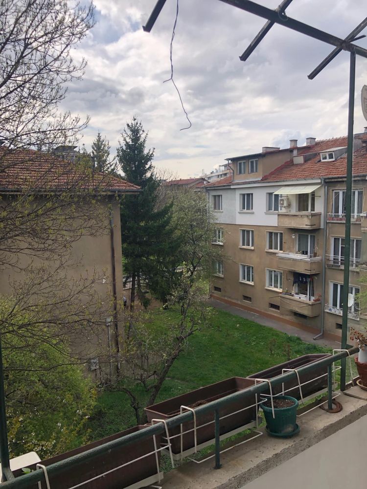 Дизайнерско артистично студио до ВМА
