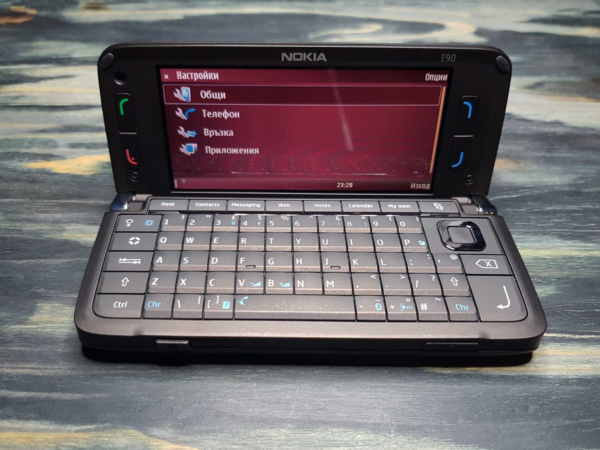 Nokia E90 Comunicator - Перфектен!!!