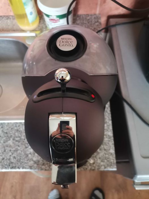 Кафемашина долче густо
