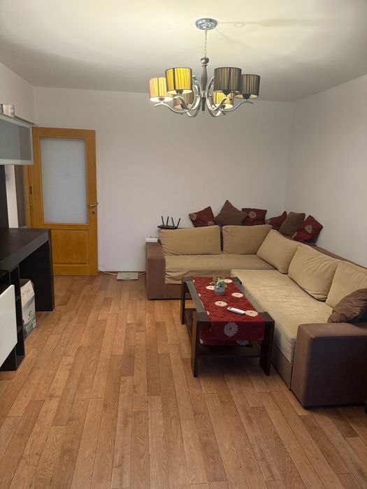 Proprietar, închiriez apartament 2 camere