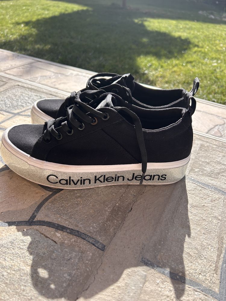 Кецове  оригинални не са реплика Calvin Klein Jeans