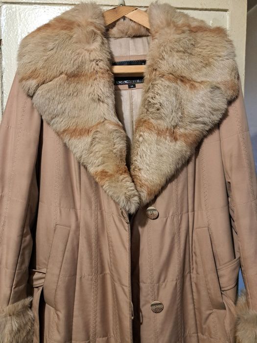 Пальто женское 44 размер 30 000тн.