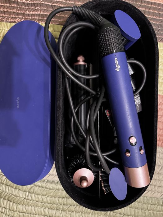 Маша Multistyler Dyson Airwrap HS05 long и дифузер