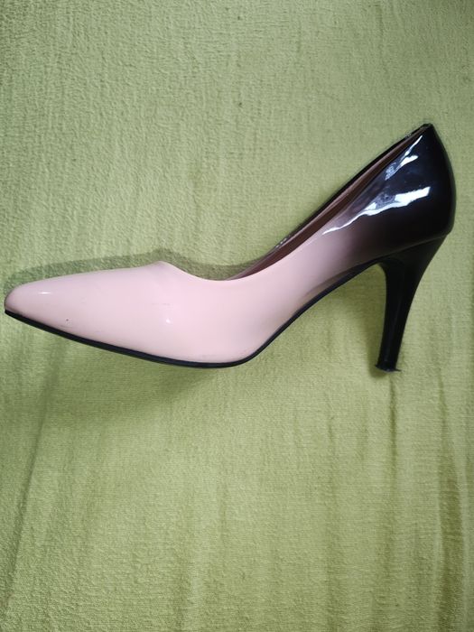 Pantofi cu toc mărime 36