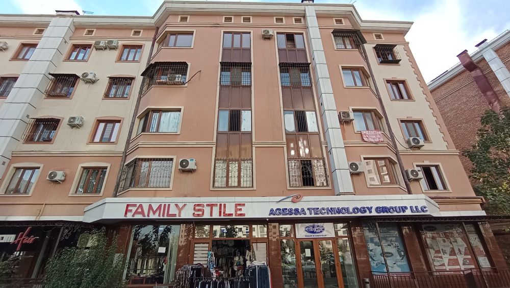 Продам 2/4/5, кирпичный дом , 76,4 м2, новостройка, электроаппарат.