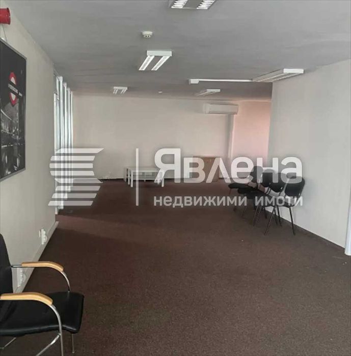 Дава се под наем Офис в София, Хаджи Димитър - 330 кв.м за 1320 € - Снимка #2