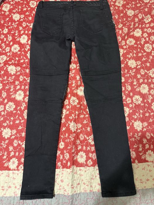 Jeans cu insertii de piele