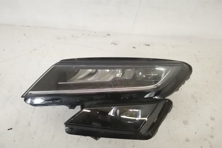 Ляв Фар Оригинален Led Шкода / Skoda Кодиак / Kodiaq [Ляв оригинален L