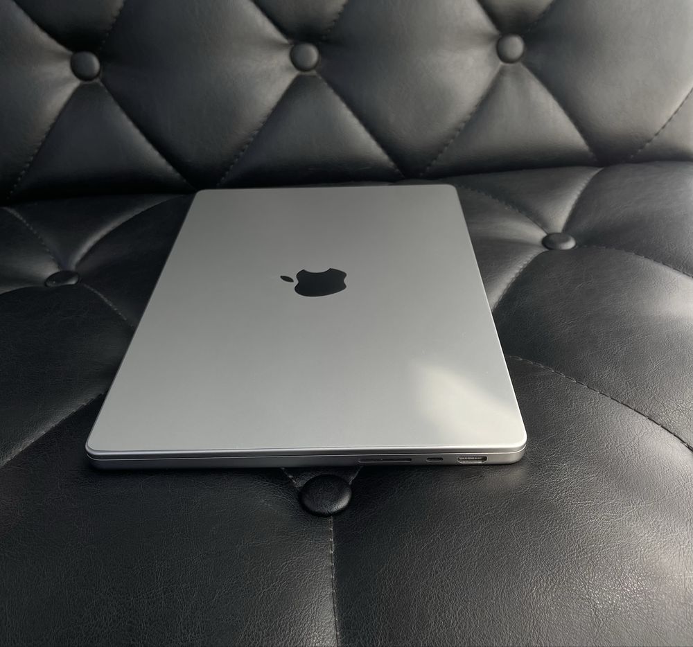 Apple MacBook Pro M1 Pro 14-inch 2021 года в идеальном состояние