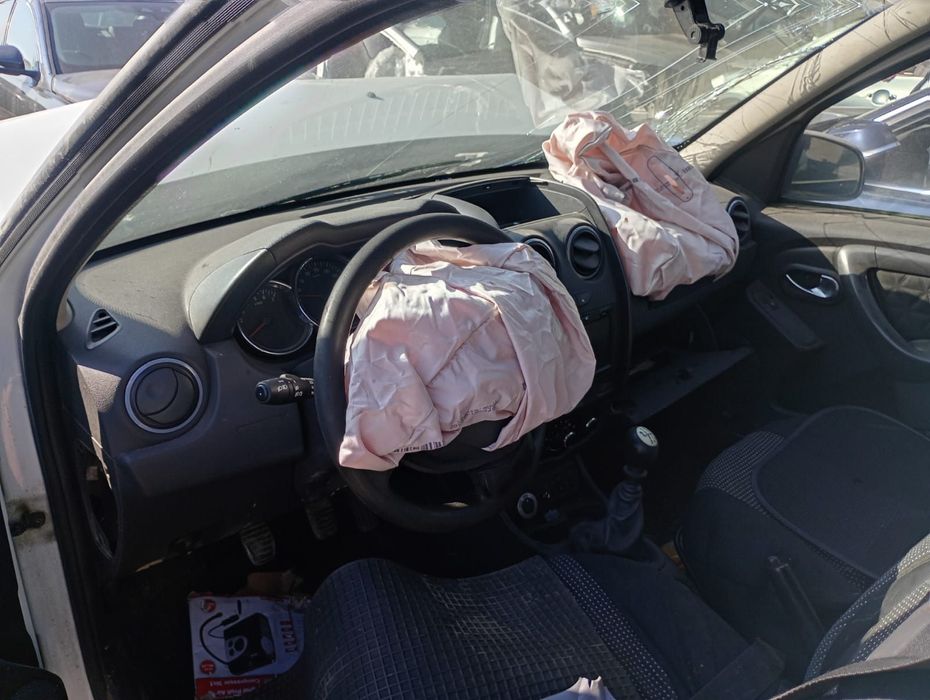 Scut motor 758904159r 1.5 dci K9K858 Dacia Duster 1 [facelift] [2013