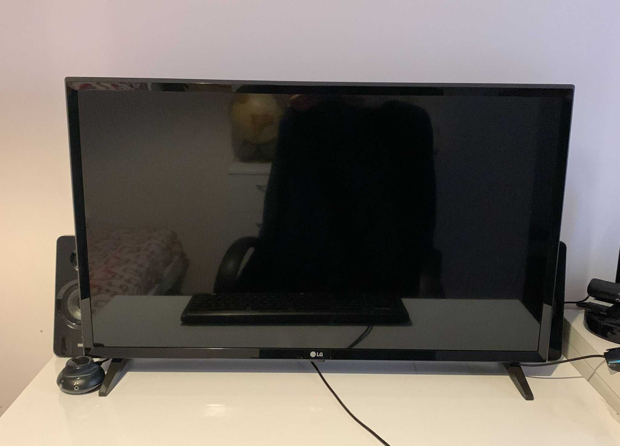 Televizor LED Smart LG, 81 cm, 32LJ610V, Full HD, Clasa A