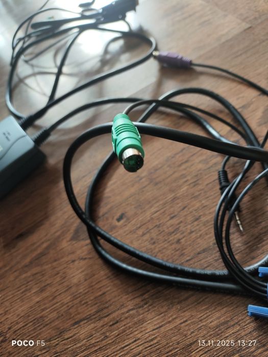 Суич "Swich Kvm Vga E Pc2"