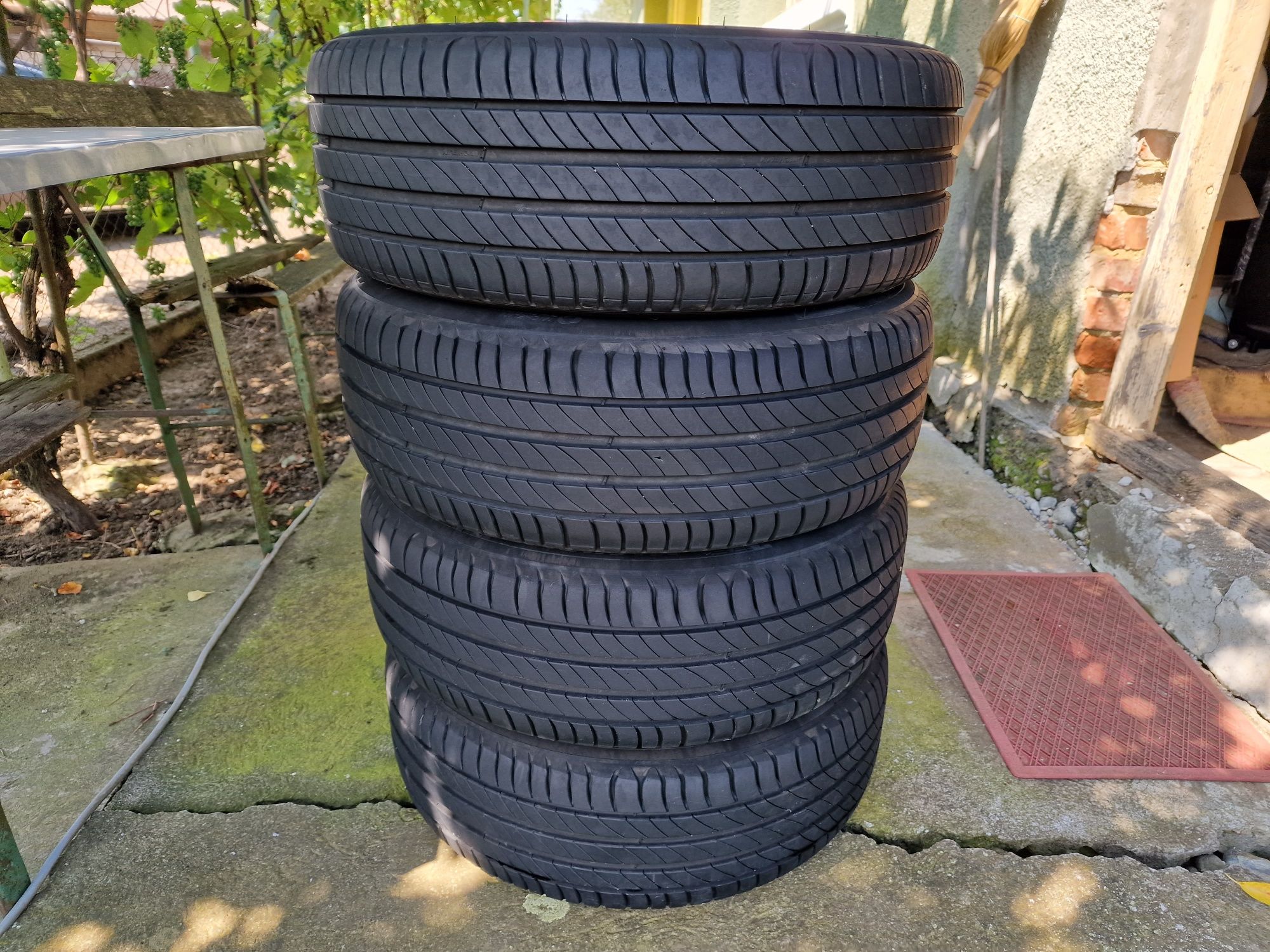 205 55 R 16 jante aliaj cu cauciucuri  vara Michelin DOT 2022  5 x 112