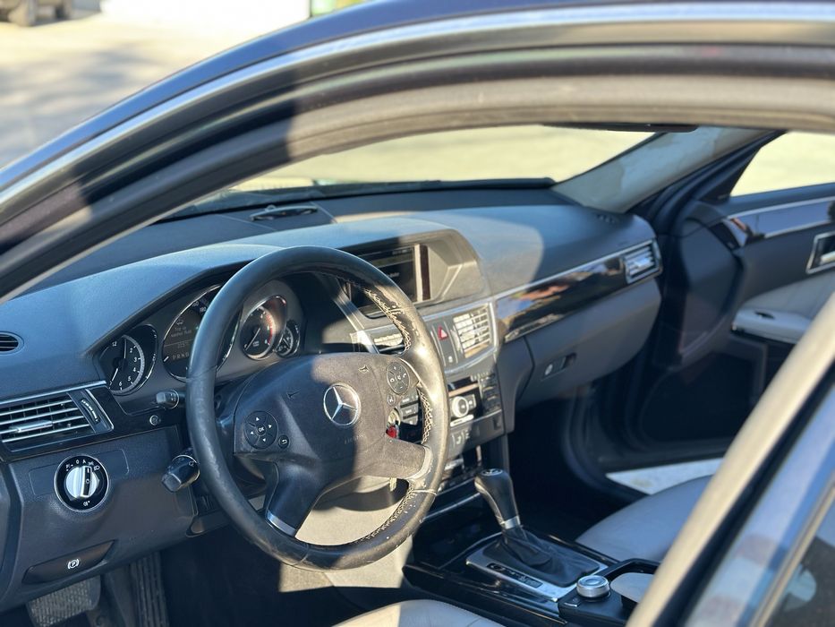 Vand schimb mercedes e class
