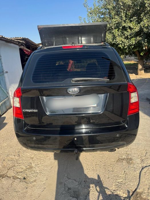 Kia Carens 2007yil