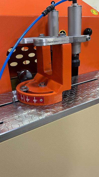 utilaj tamplarie pvc frezat teu