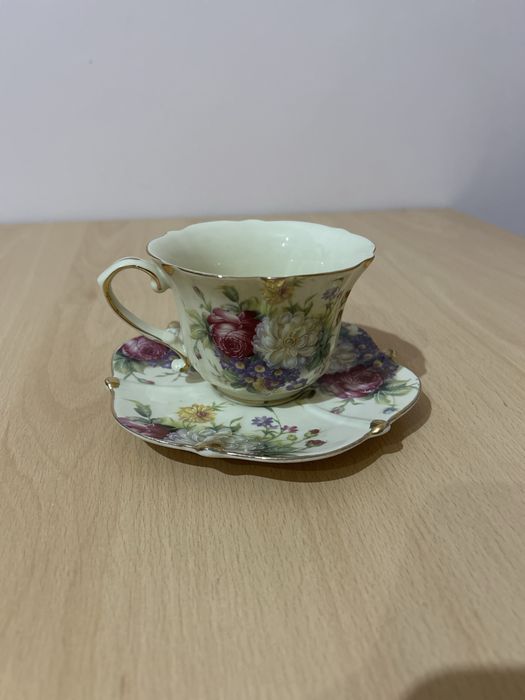 Set farfurie si ceasca Kingensin - pictat manual