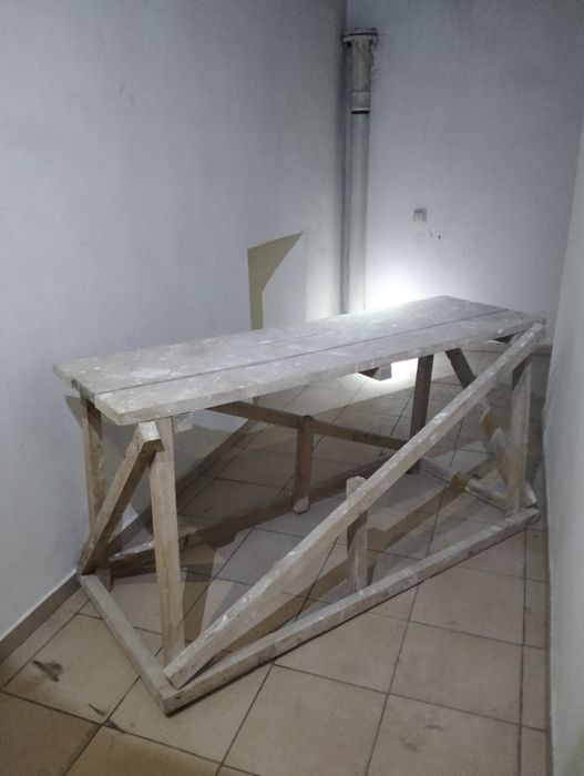 Срочно! отдам даром строительный козёл в хорошем состоянии.