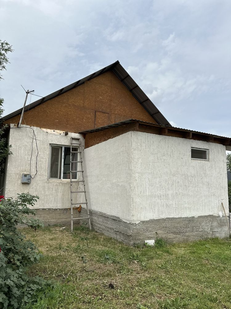 Продам дом из красного кирпича в пос. Долан