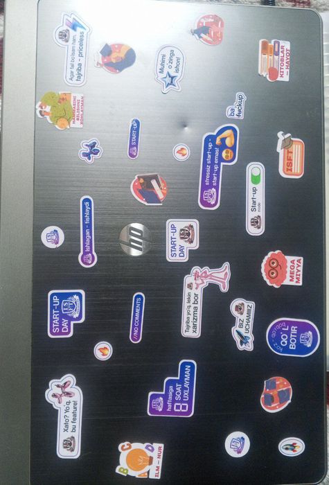 Продам ноутбук состояние отлично